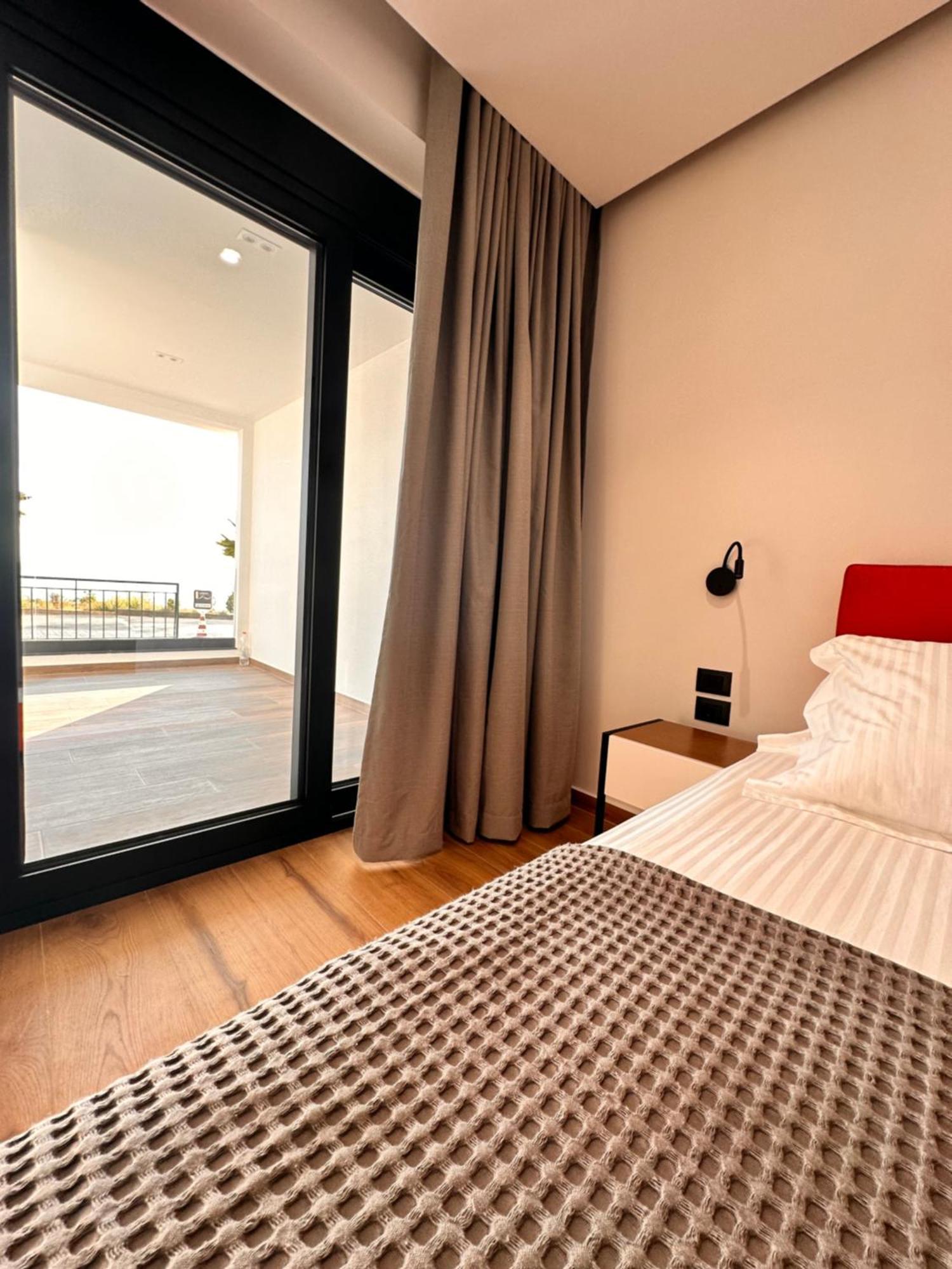 Lookout 3 * Saranda